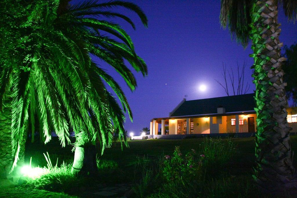 De Denne Country Guest House Oudtshoorn Kültér fotó