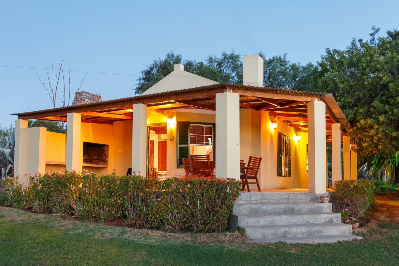 De Denne Country Guest House Oudtshoorn Kültér fotó